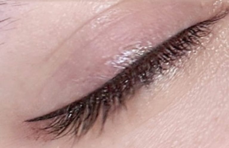 classic eyeliner